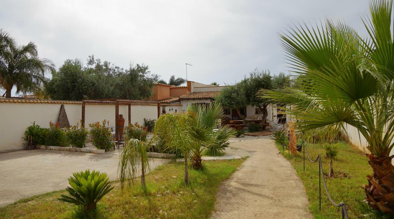 B&B Cloe'S Agrigento Bagian luar foto