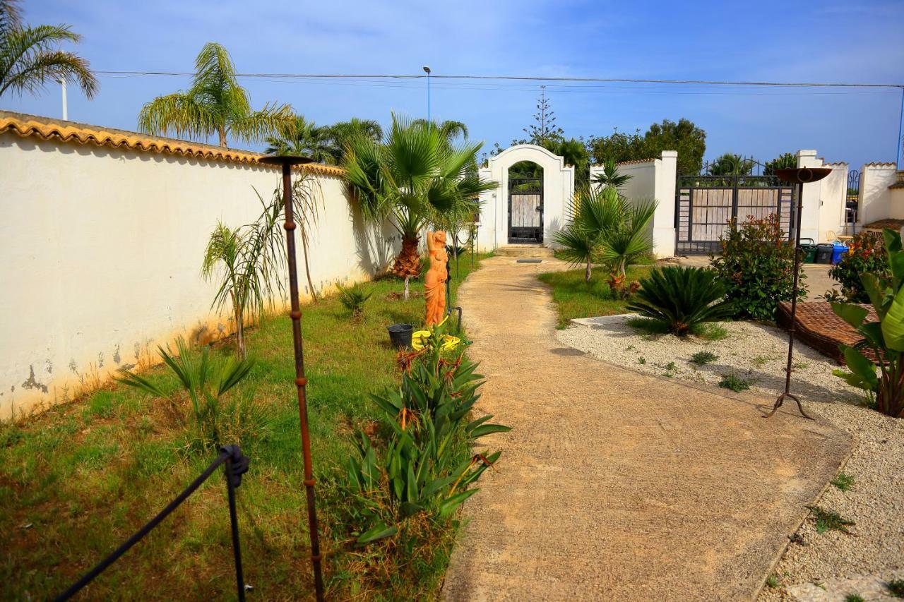 B&B Cloe'S Agrigento Bagian luar foto